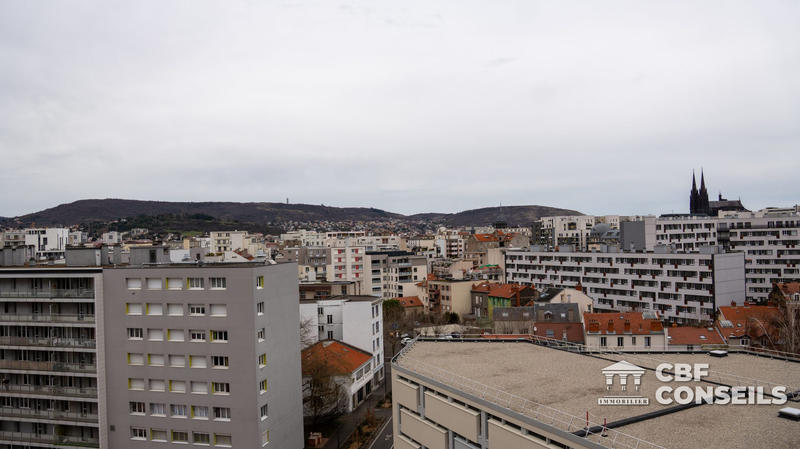 Appartement - 81 m² - 4 pièces