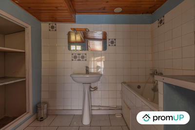 Maison - 209 m² - 10 pièces