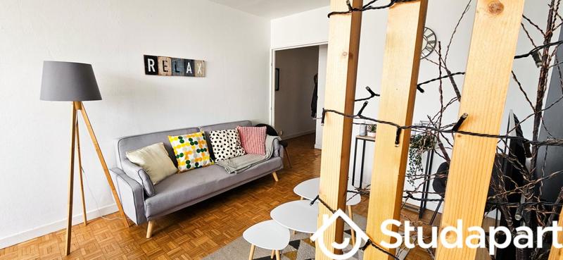 Chambre - 10 m² - 1 pièce