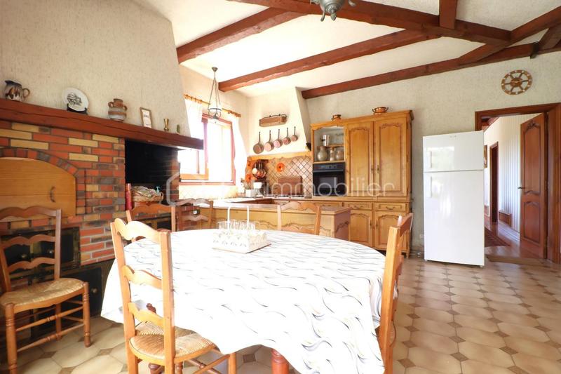 Propriété - 230 m² - 7 pièces