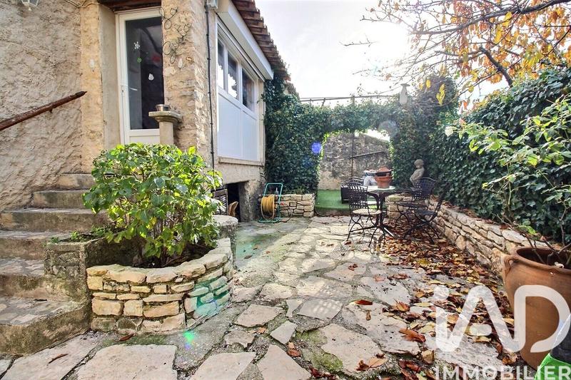 Maison de village - 80 m² - 4 pièces