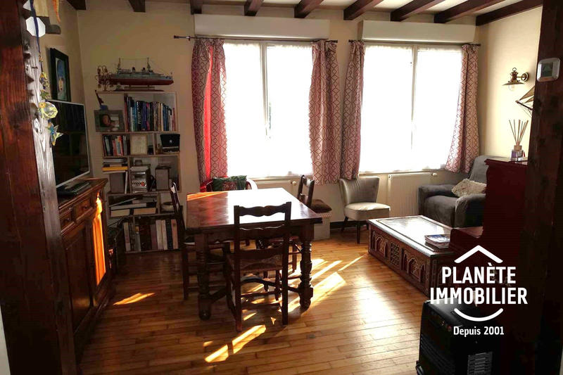 Maison ancienne - 240 m² - 12 pièces