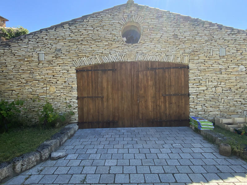 Maison - 200 m² - 6 pièces