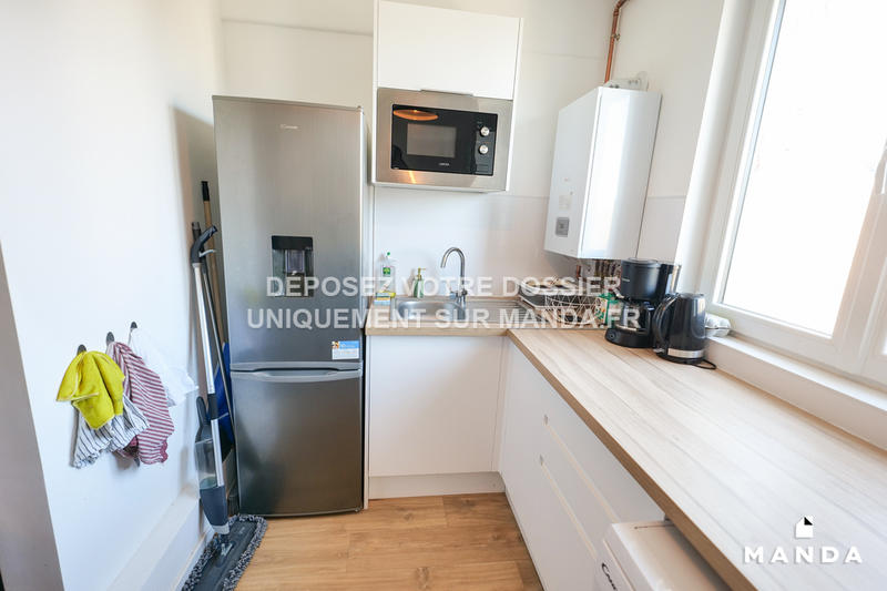 Chambre - 10 m² - 4 pièces