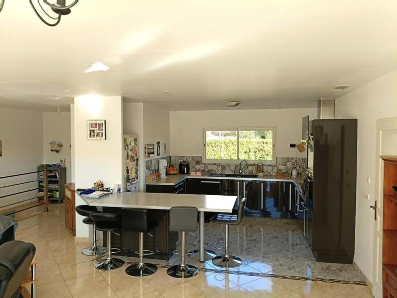 Maison - 139 m² - 4 pièces