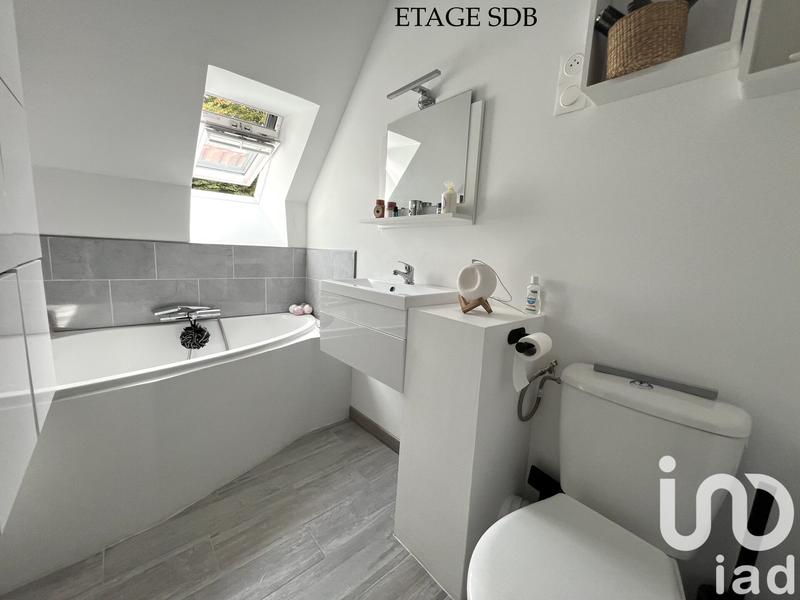 Maison - 118 m² - 8 pièces