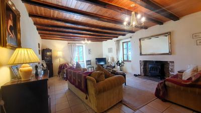 Corps de ferme - 184 m² - 6 pièces