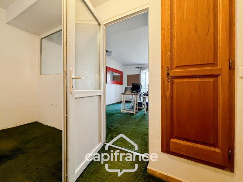 Local commercial - 43 m² - 2 pièces