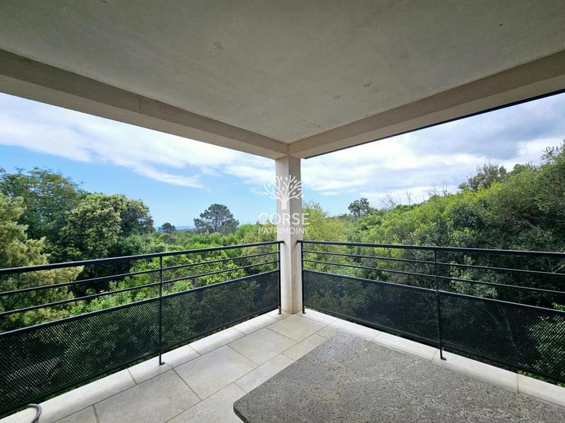 Villa - 100 m² - 4 pièces