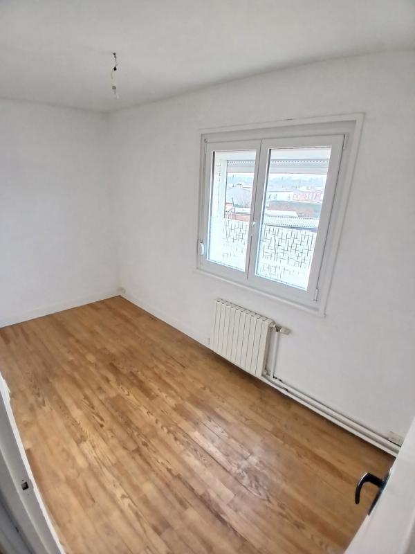 Maison - 83 m² - 5 pièces