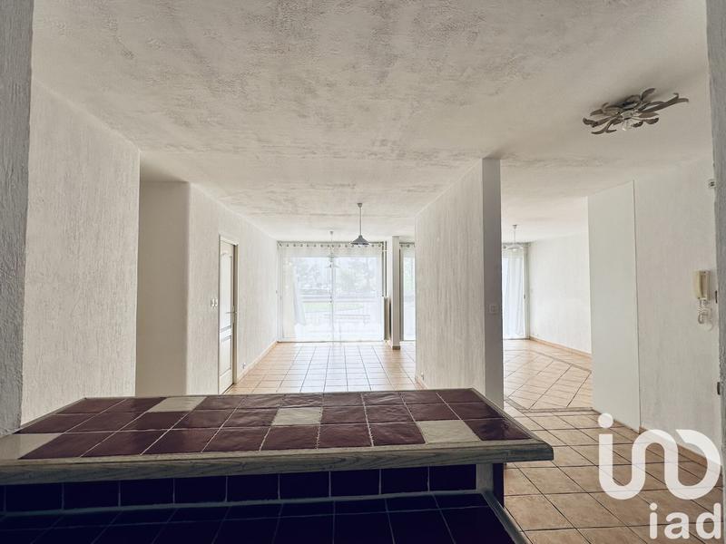 Appartement - 81 m² - 3 pièces