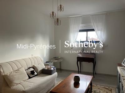 Appartement - 85 m² - 3 pièces