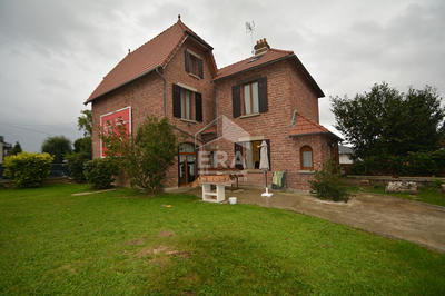 Maison - 190 m² - 8 pièces