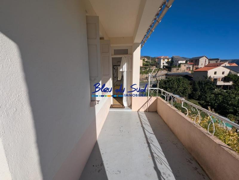 Maison traditionnelle - 81 m² - 4 pièces