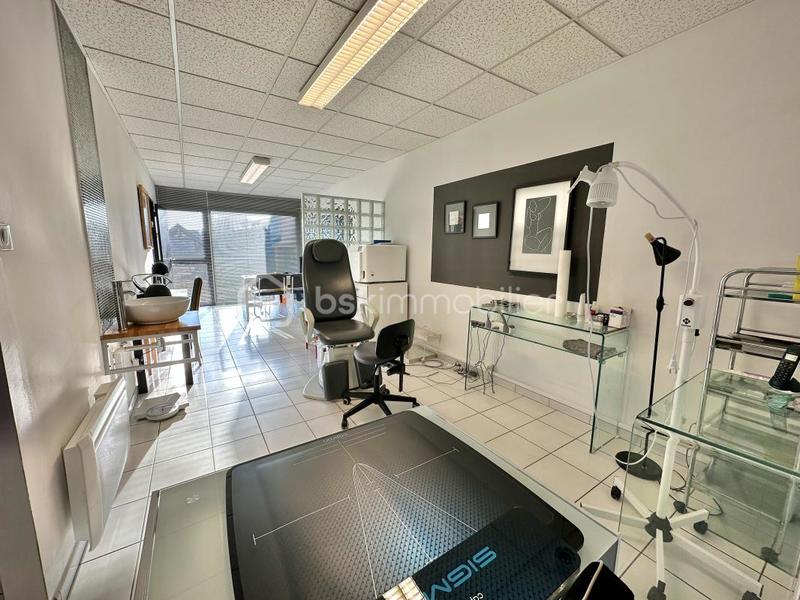 Local commercial - 50 m² - 2 pièces