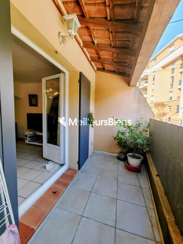 Appartement ancien - 62 m² - 3 pièces