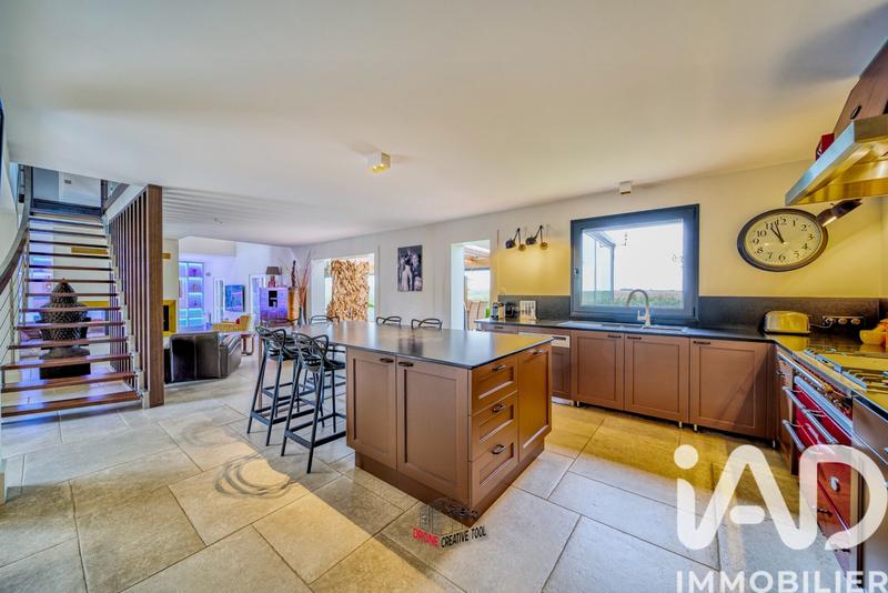 Maison de maîtres - 294 m² - 8 pièces