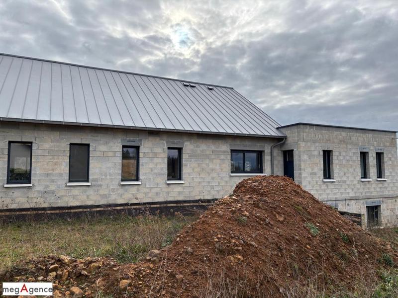 Villa - 278 m² - 2 pièces