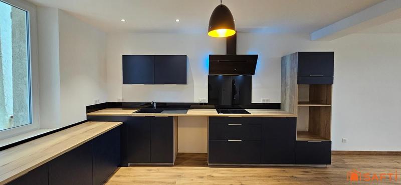 Maison - 160 m² - 5 pièces