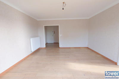 Appartement - 81 m² - 5 pièces