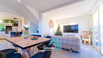 Maison traditionnelle - 82 m² - 4 pièces