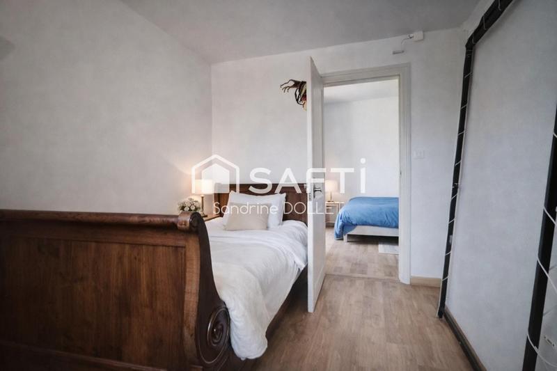 Maison - 101 m² - 6 pièces