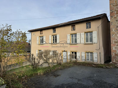 Maison - 92 m² - 4 pièces