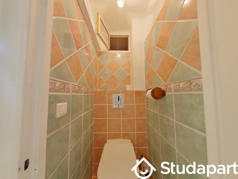 Chambre - 9 m² - 1 pièce