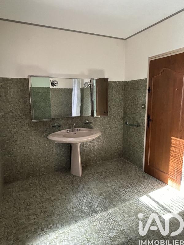 Maison - 137 m² - 5 pièces