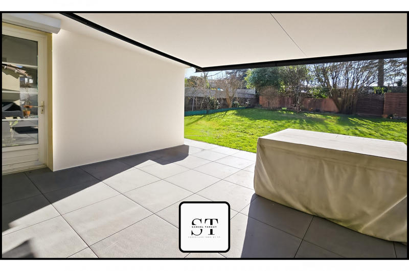 Maison - 207 m² - 6 pièces