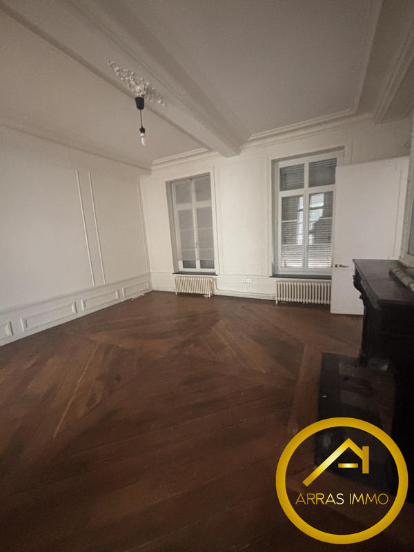 Maison - 165 m² - 6 pièces