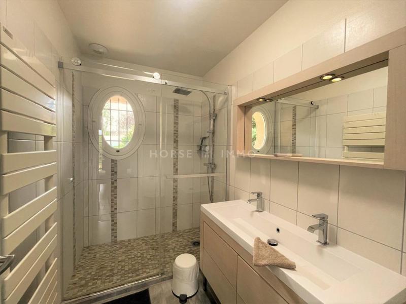 Maison de domaine équestre - 345 m² - 7 pièces