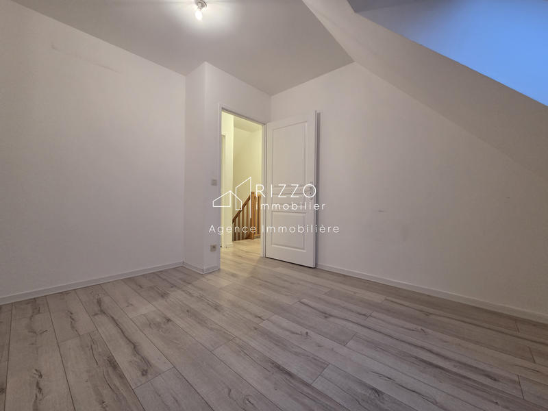 Maison - 106 m² - 4 pièces