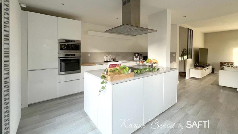 Maison - 96 m² - 4 pièces