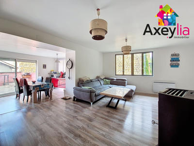 Maison - 107 m² - 5 pièces