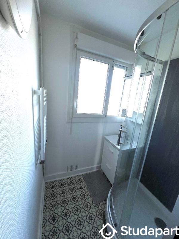 Chambre - 13 m² - 1 pièce