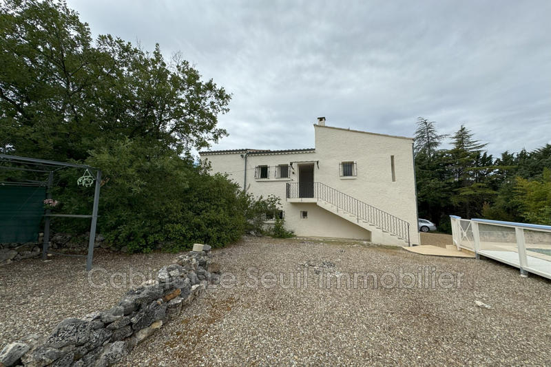 Maison - 170 m² - 6 pièces