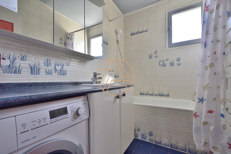 Maison - 147 m² - 7 pièces