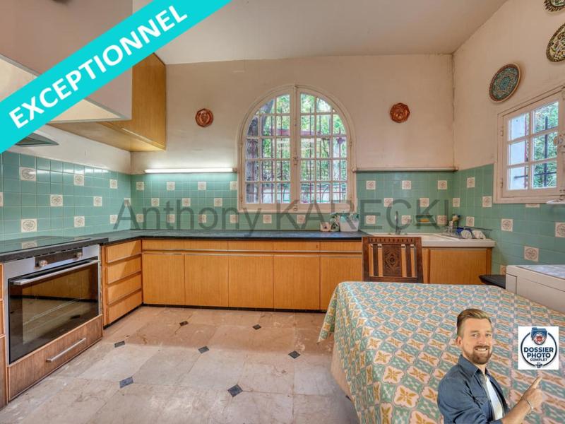 Maison - 400 m² - 14 pièces