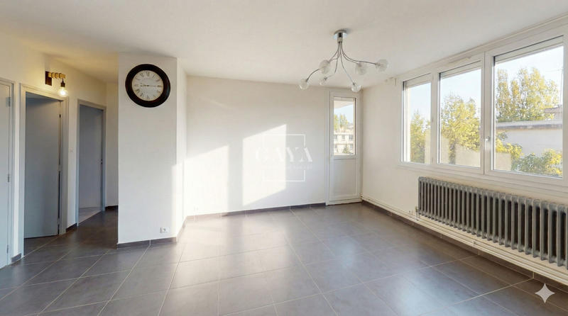 Appartement - 70 m² - 4 pièces