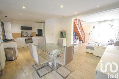 Maison - 72 m² - 5 pièces