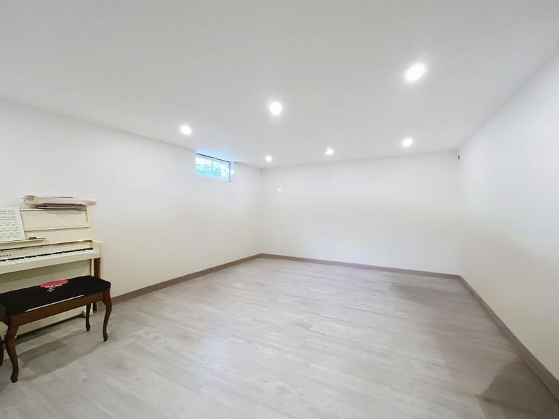 Villa - 190 m² - 8 pièces