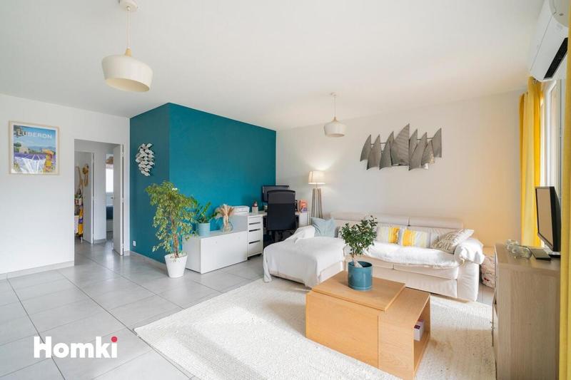 Appartement - 70 m² - 3 pièces