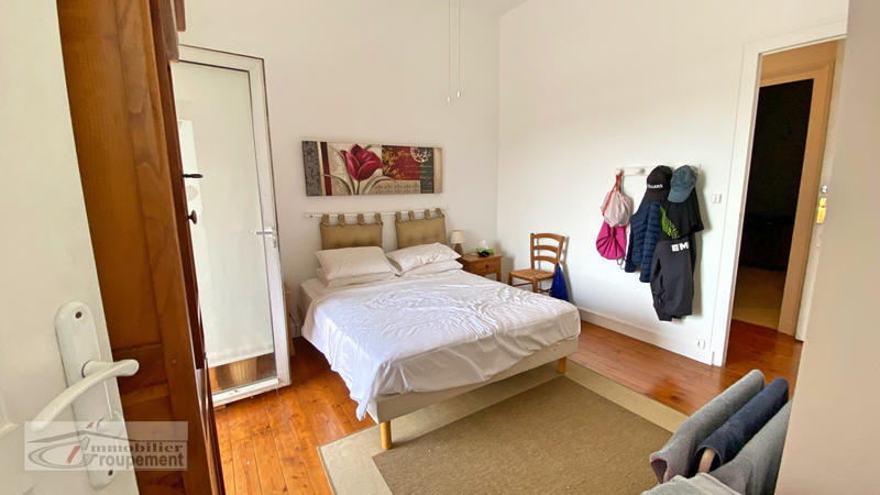 Maison - 166 m² - 7 pièces