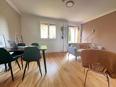 Appartement - 68 m² - 1 pièce