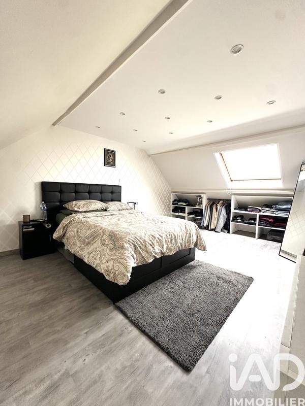 Maison - 166 m² - 6 pièces