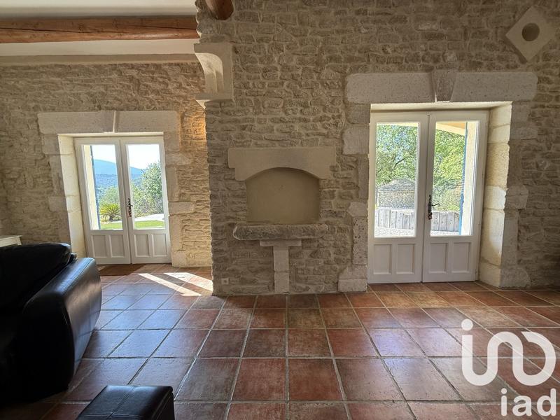 Maison - 200 m² - 7 pièces