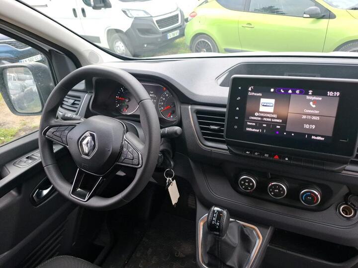 Renault Trafic III (2) Fourgon 2.0 Dci Blue 150ch Grand Confort L2h1 3t 2 Edc