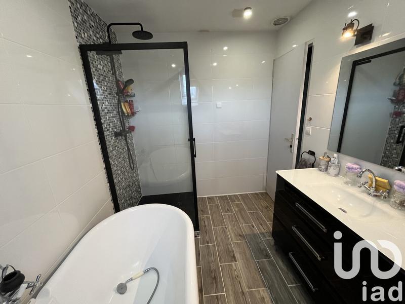 Maison - 105 m² - 5 pièces