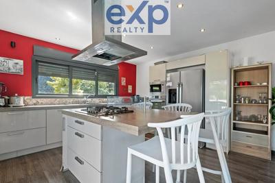 Villa - 140 m² - 7 pièces